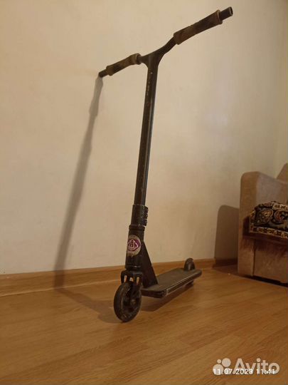 Трюковой самокат