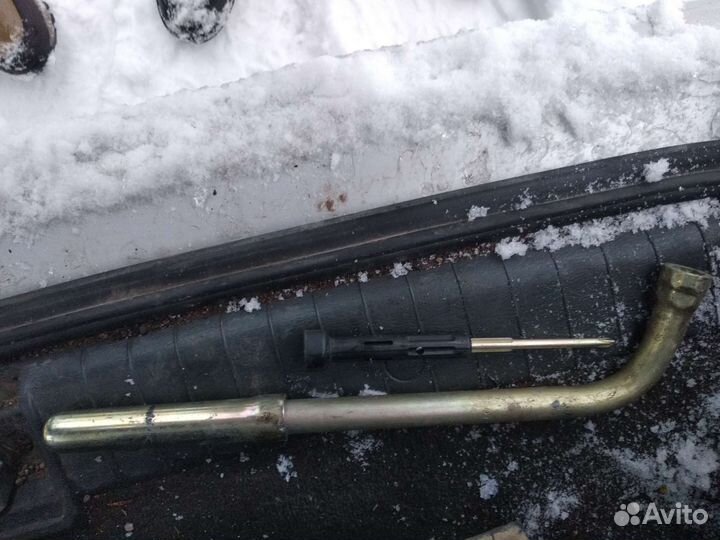 Домкрат автомобильный (оригинал) Audi/MB