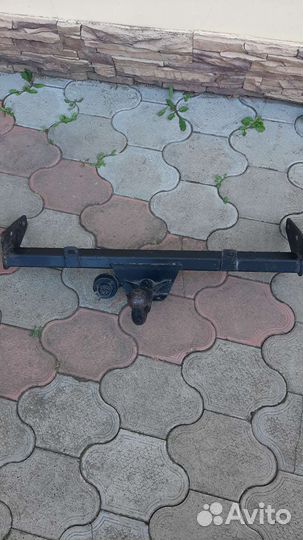 Продаю прицепное устройство на Лада Гранта