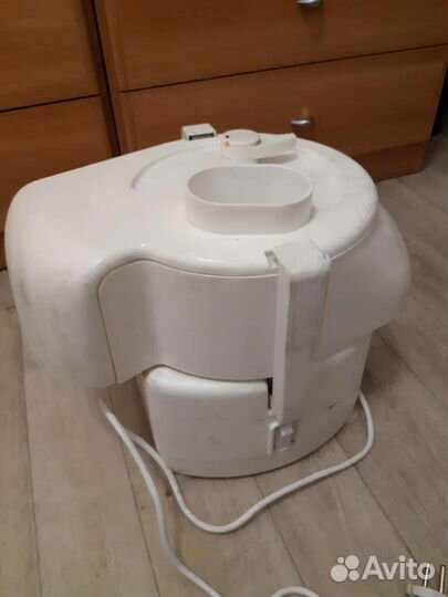 Соковыжималки,чайники, блендер, утюг