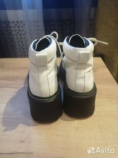 Ботинки женские демисезонные р41