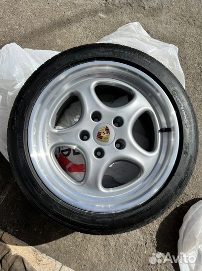 Michelin Pilot Sport 2 235/40 R18 и 295/35 R18 99