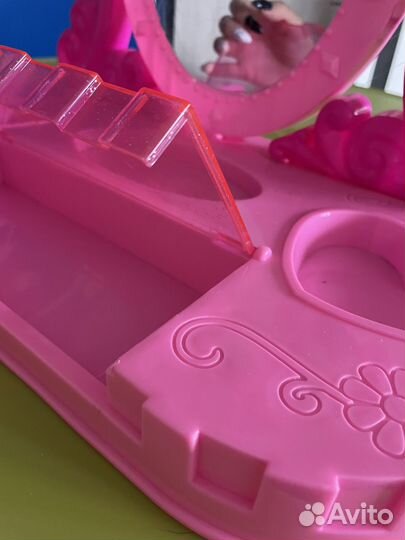 Туалетный столик