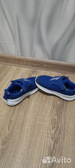 Кроссовки adidas