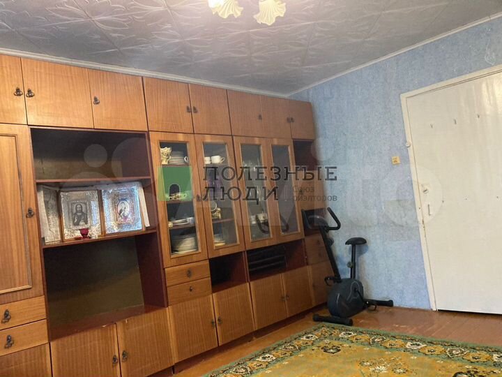 3-к. квартира, 54 м², 5/5 эт.