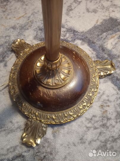 Торшер напольный с абажуром