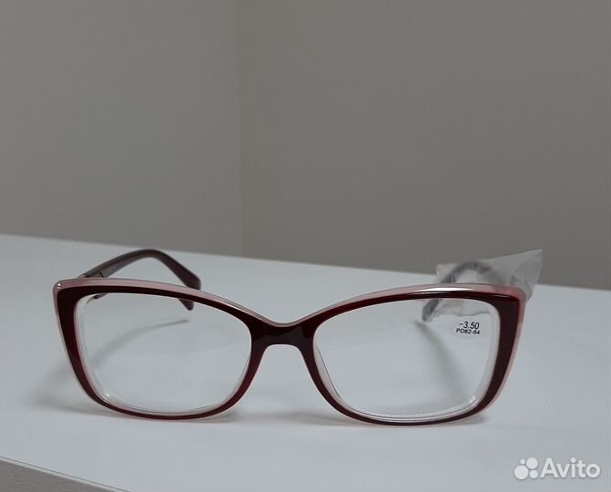 Очки с диоптриями женские (плюс - минус)