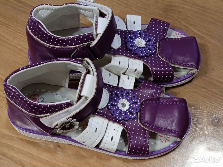 Сандалии для девочки