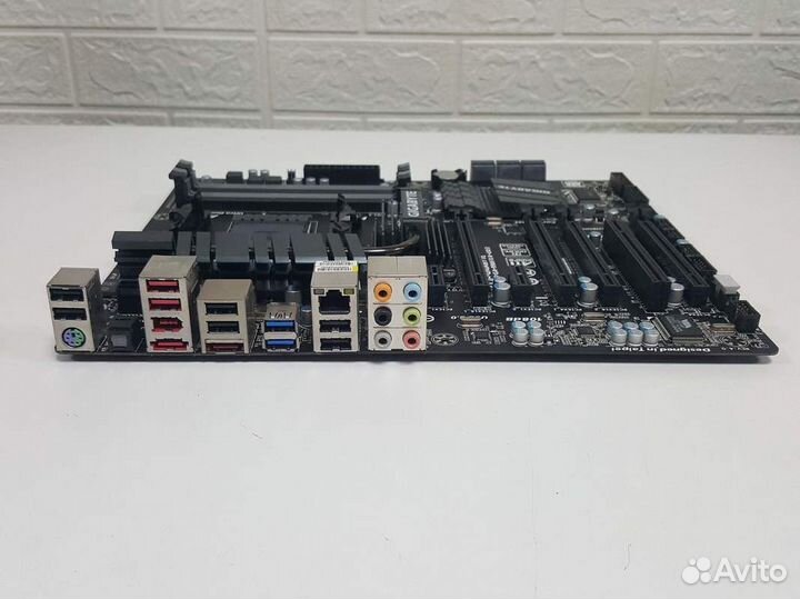 Плата AM3+ gigabyte GA-990FXA-UD3 (AMD 990FX DDR3)