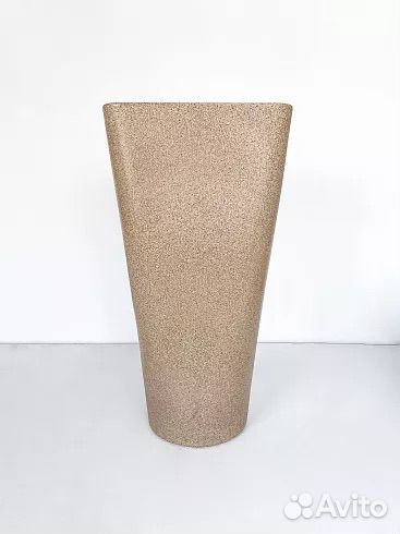 Премиальный пластиковый вазон для улицы