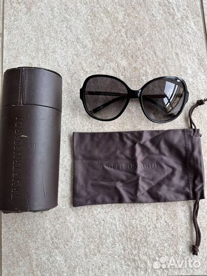 Очки trussardi