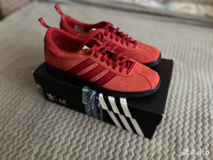 Cp company x store adidas tobacco