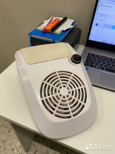 Пылесос для маникюра