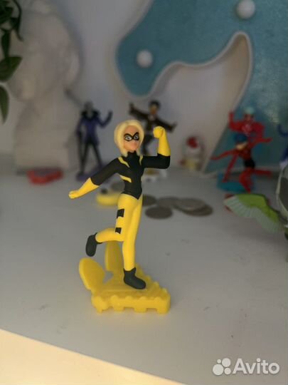 Супер герой Весперия из леди-баг и супер кот