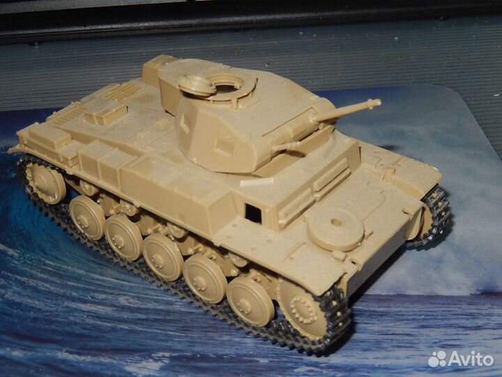 Продаются модели военной техники в разных масштаба