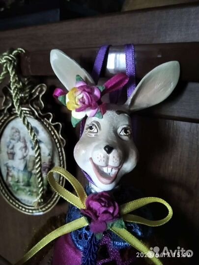 Игрушка подвеска Заяц