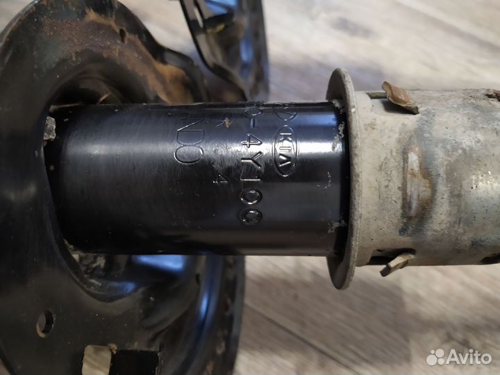 Стойки перед Hyundai/Kia 54650-4Y100