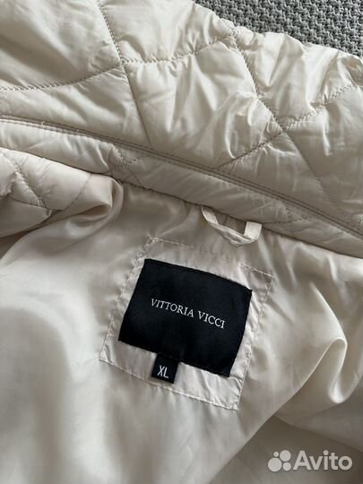 Пальто стеганное женское