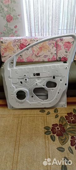 Дверь на ваз x-ray