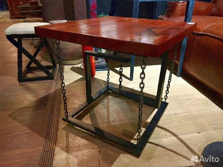 Левитирующий столик системы Тенсегрити