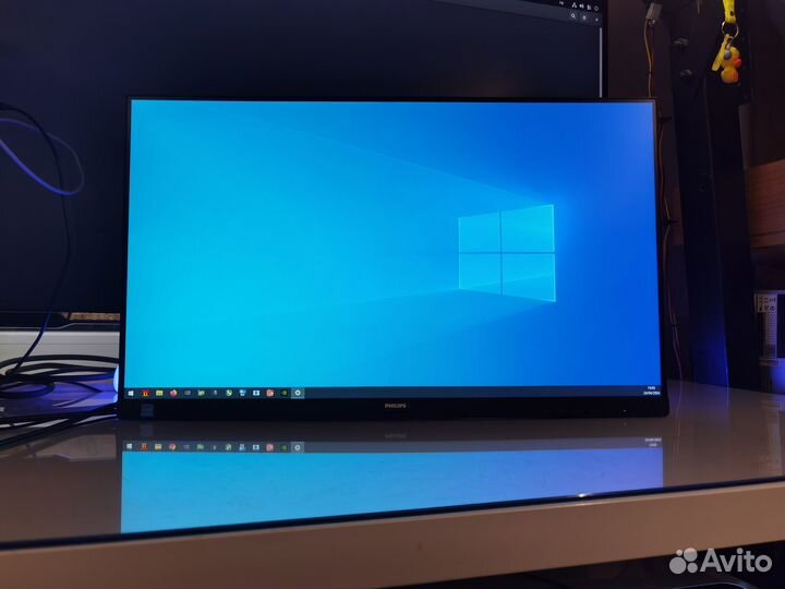 Philips 242v8А/01 безрамочный, IPS+ножка и провода