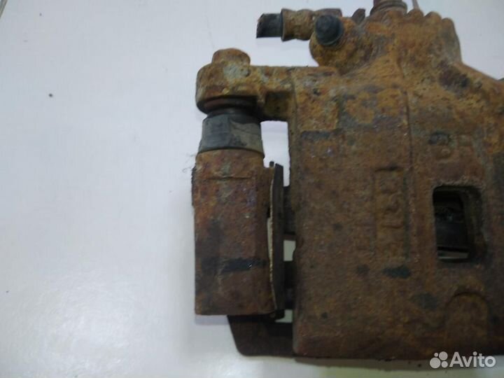 Суппорт задний правый Kia Sorento BL JC 2002-2009