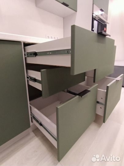 Кухонный гарнитур 