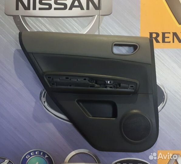 Обшивка Карта двери Nissan X-trail T31 Лев