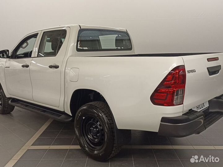 Toyota Hilux 2.4 МТ, 2023, 25 км