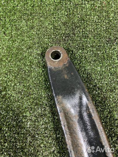 Рычаг передний правый Peugeot 308, I