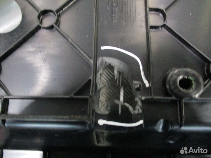 Вещевой ящик Mercedes-Benz A9608400943