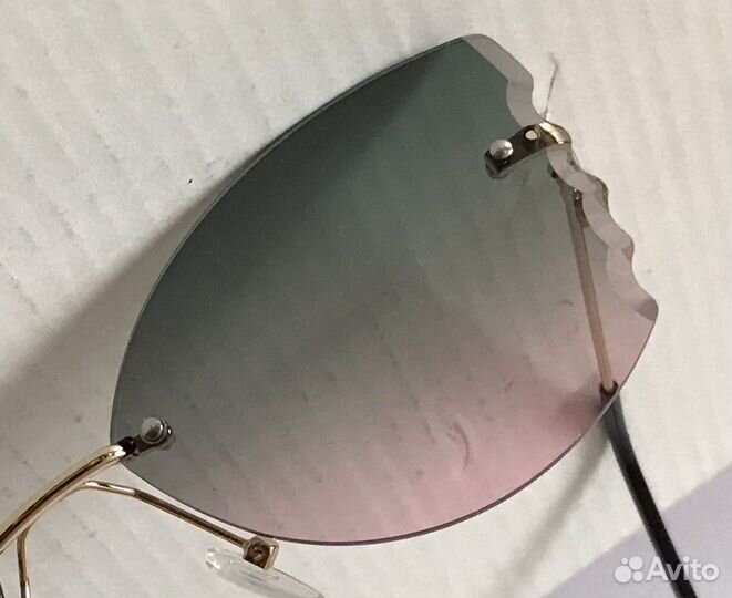 Солнцезащитные очки женские