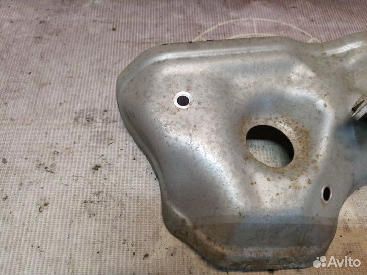 Тепловой экран Mitsubishi Outlander Xl CW6W 6B31