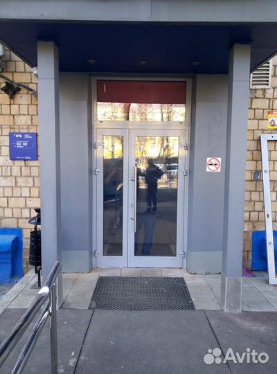 Двери алюминиевые