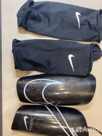 Щитки футбольные nike