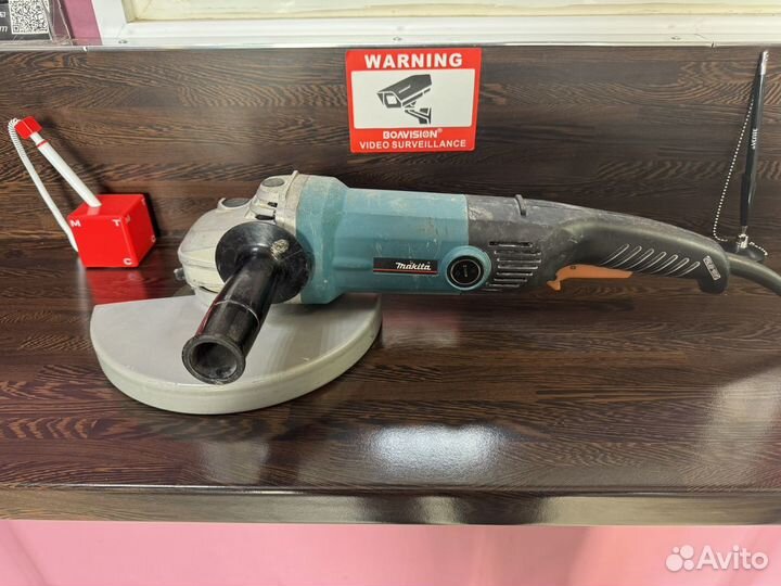 Ушм болгарка makita 230 ga9010c