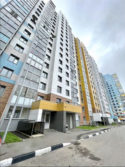 2-к. квартира, 69,8 м², 14/17 эт.