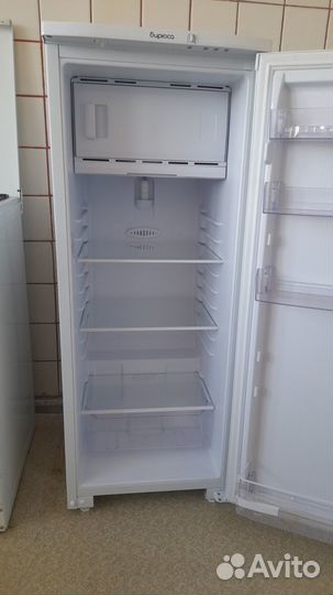 Холодильник новый Бирюса 110