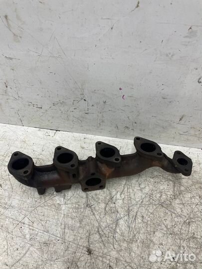 Коллектор выпускной Hyundai Grand Starex 1