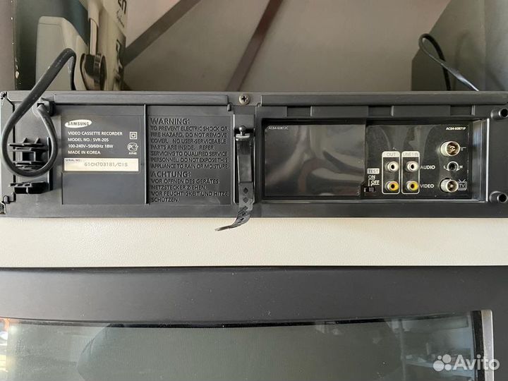 Видеомагнитофон б/у