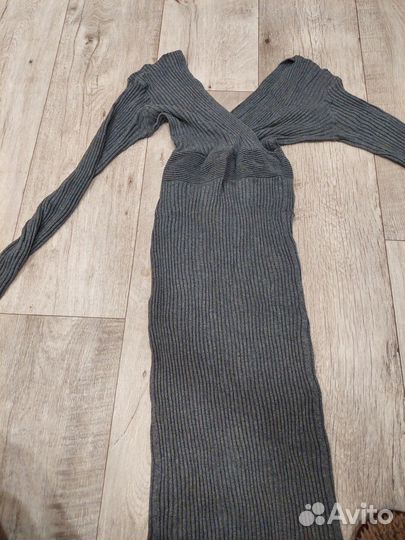 Отдам женские вещи