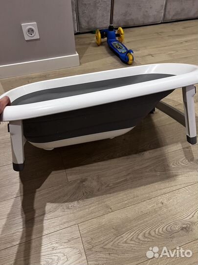 Ванночка для купания новорожденного