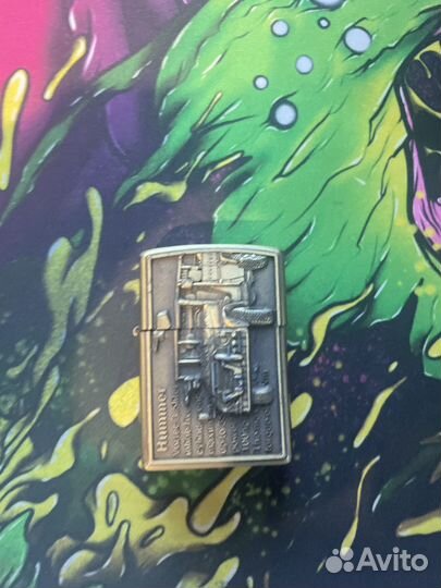 Зажигалка бензиновая