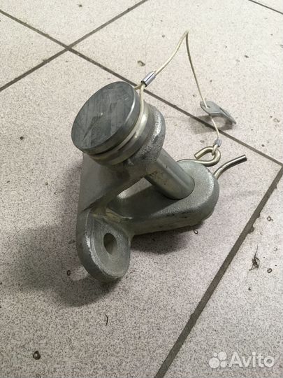 Фланец прицепного устройства MZ313684