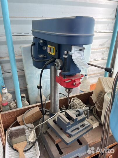 Сверлильный станок