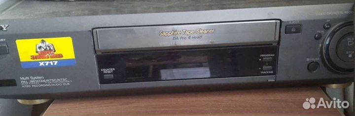 На детали.Видео магнитафон и радио приемник