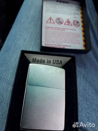Зажигалка zippo