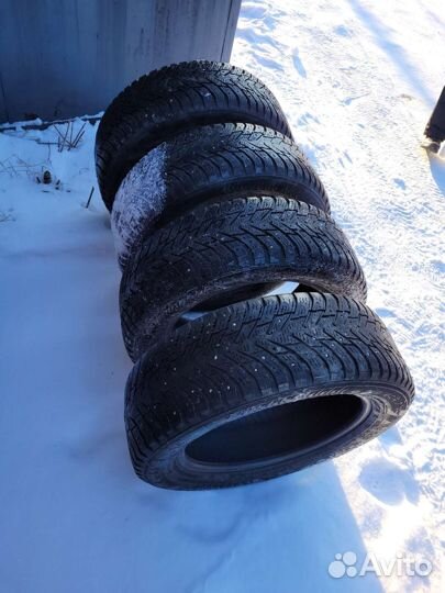 Nokian Tyres Hakkapeliitta 8 SUV 215/60 R17 100T