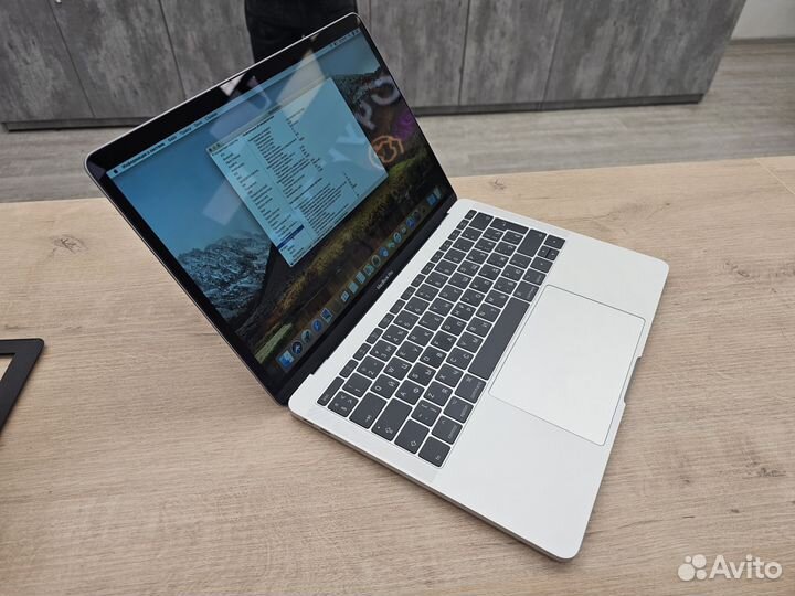 Apple MacBook Pro 2017/Состояние нового/Чек 90