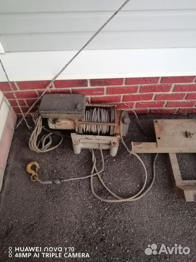 Лебедка спрут 9000